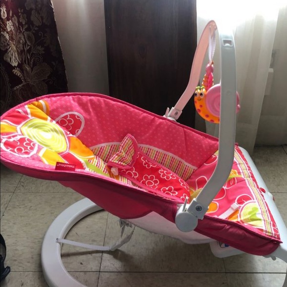 Fisher Price Comfort Curve Bouncer Chair - Picture 2 of 2